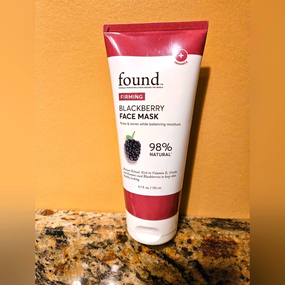 FOUND Blackberry Face Mask - White and Purple